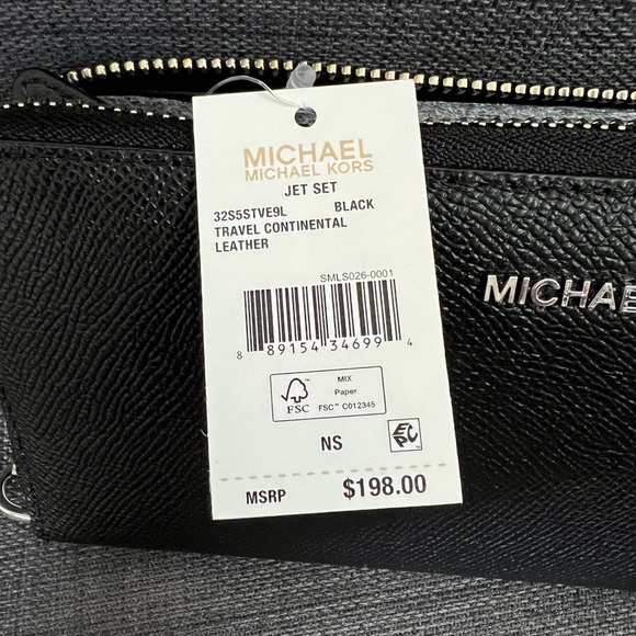 NWT MICHAEL KORS LARGE ZIP AROUND TRAVEL CONTINENTAL WRISTLET WALLET - Picture 7 of 13